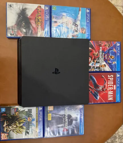 Ps4 slim 500gb com 6 jogos e um controle