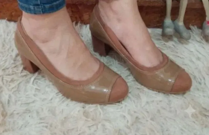 Sapato feminino semi-novo n°35