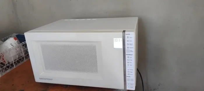 Microondas Brastemp 32 litros seminovo