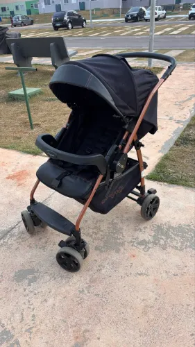 Kit carrinho e bebê conforto - Burigotto