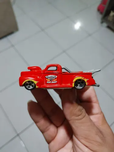 Hot Wheels '40 Ford Pickup (Elwood's Rod Shop)