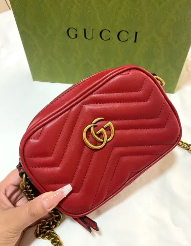 Bolsa Marmont Gucci vermelha