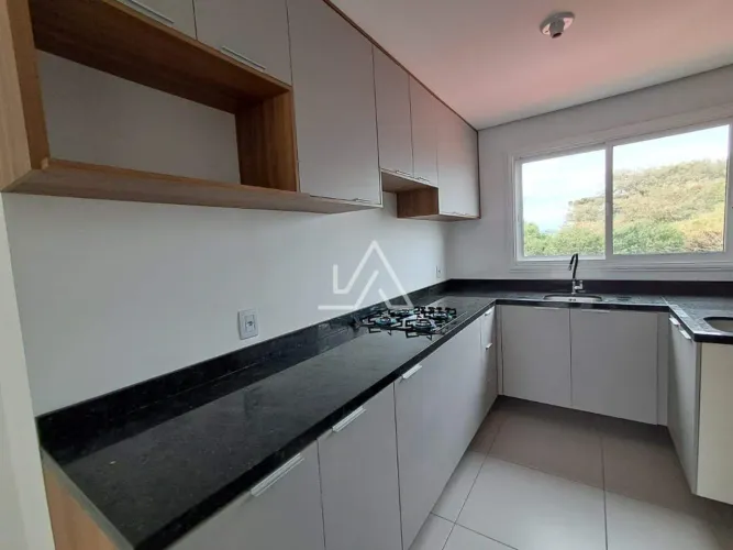 APARTAMENTO 2 SORMITÓRIOS - A 1 QUADRA DA AV. BRASIL