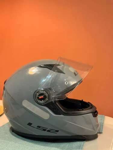 Capacete LS2 Tamanho 58 - M