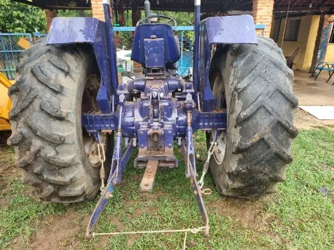 Trator Ford 6600
