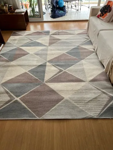 Tapete Renaissance Venice Cinza- J. Serrano Semi-novo