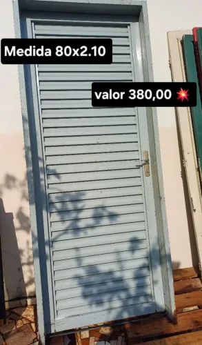 Porta de ferro com Batente <br>Valor 380,00