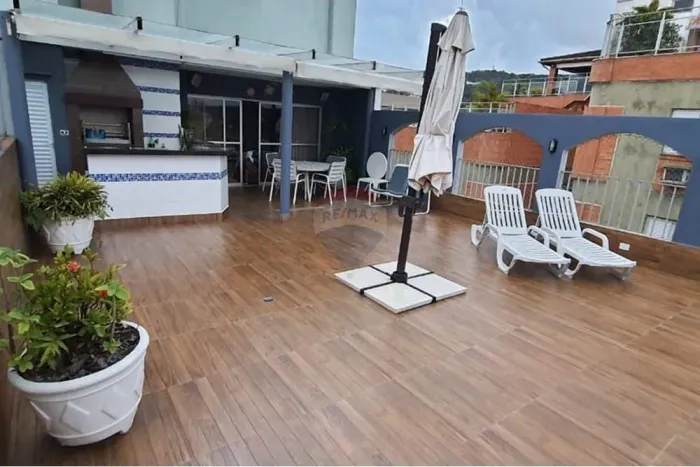 Cobertura à Venda na Enseada - Guarujá