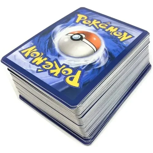 Bulk de 50 cartas Pokémon com foil e reverse foil