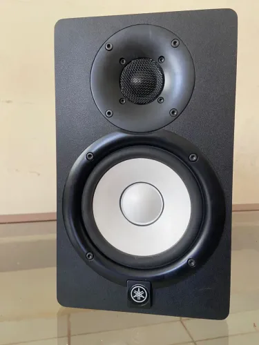 Monitor de Referência Yamaha Hs5