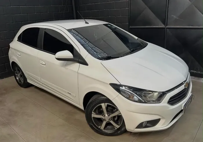 Chevrolet Onix Hatch LTZ 1.4 8V Flex Mec. 4P 2019
