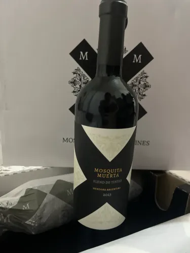 Vinho Mosquita Muerta Blend Argentino Importado