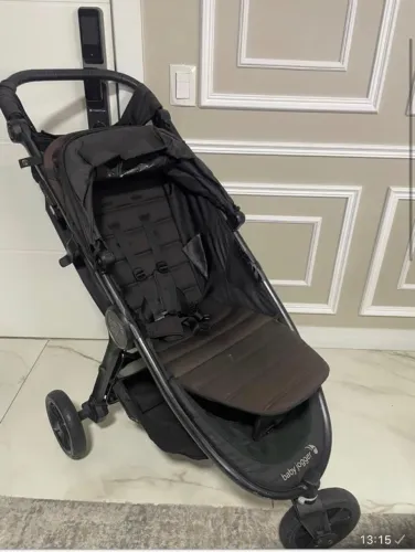Carrinho + Bebe Conforto Baby Jogger City Go
