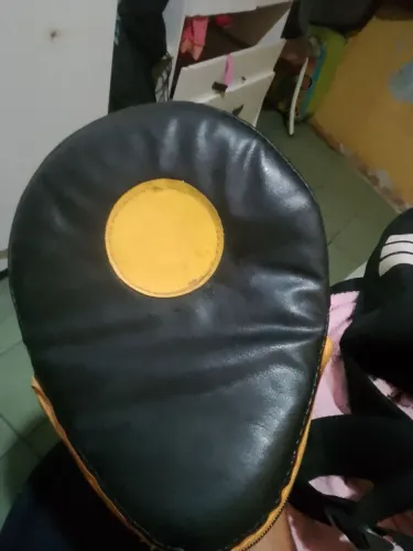 Dois pares manopla curva de foco