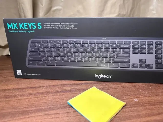 Logitech MX Keys S LACRADO ! NOVO ! Nota Fiscal e 1 ano de Garantia