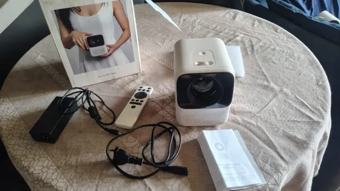 Wanbo portable projector PREÇO PARA SAIR RÁPIDO 