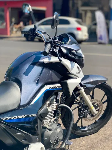 Vendo Titan 160 modelo 2023