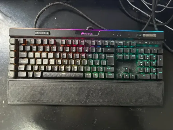 Teclado Gamer Corsair K95 Platinum RGB Cherry MX
