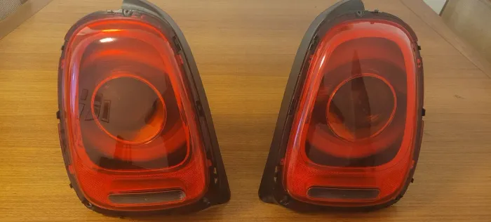 Par Lanternas Traseiras Originais Mini Cooper 