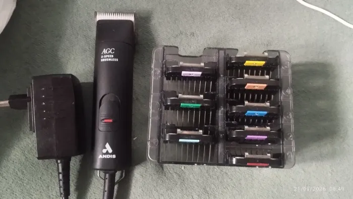 Máquina de tosa andis com adaptadores