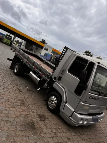 FORD CARGO 712
