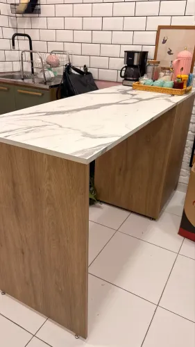 Balcão Planejado em MDF - Seminovo - Excelente Estado