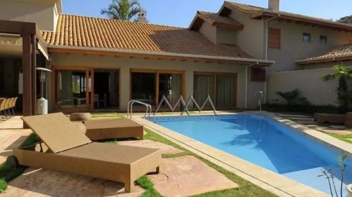 Casa à Venda ou Locação no Condomínio Vila Castela | 7 quartos - 2.050m²