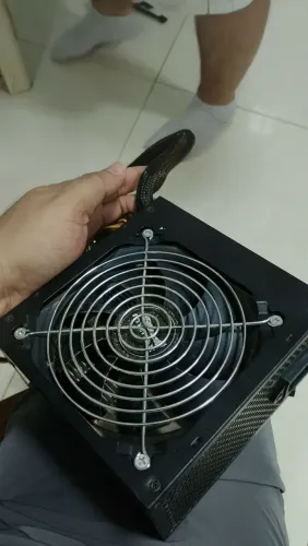 Fonte de Pc gamer 600W
