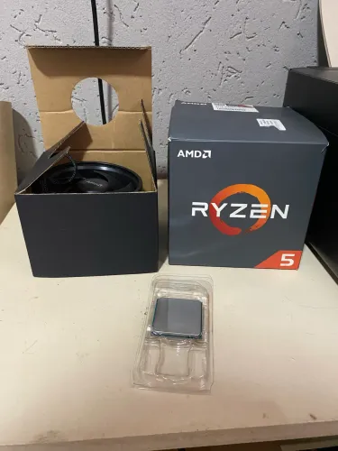 AMD Ryzen 5 2600X 6 Núcleos 12 Threads + Cooler Original