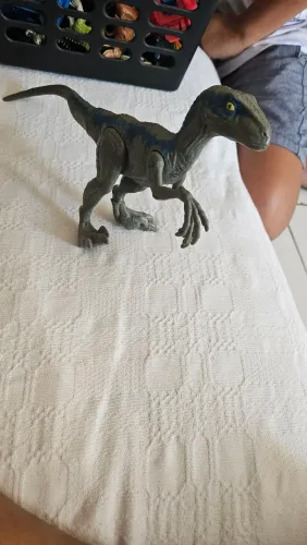 Boneco dinossauro 
