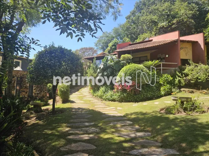 Casa a Venda no Condominio Vale do Tamanduá