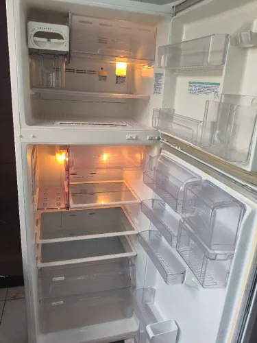 Geladeira Electrolux 430 litros. 