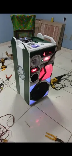 Vendo so a caixa bob sem as peças 