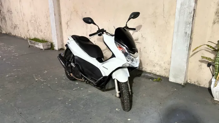 Pcx 2015 com mais de 15000 mil de multa e doc