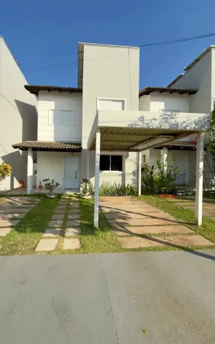 Sobrado para venda tem 163 metros quadrados com 3 quartos em Ribeirão do Lipa - Cuiabá - M