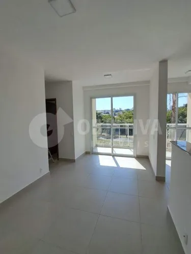 Apartamento para aluguel, 2 quartos, 1 suíte, 1 vaga, JARAGUA - UBERLANDIA/MG