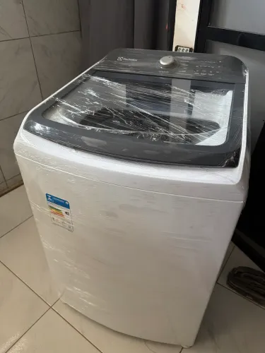 Máquina de lavar Eletrolux nova