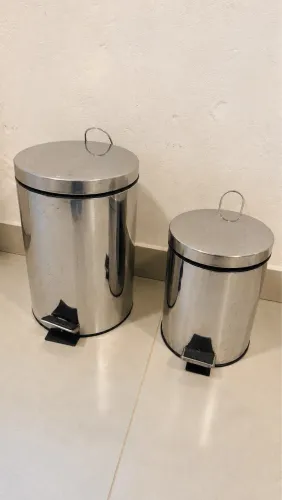 Lixeira inox