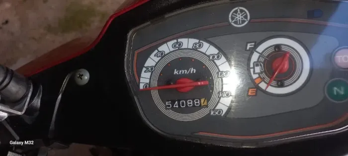 Vendo Crypton completa 2012