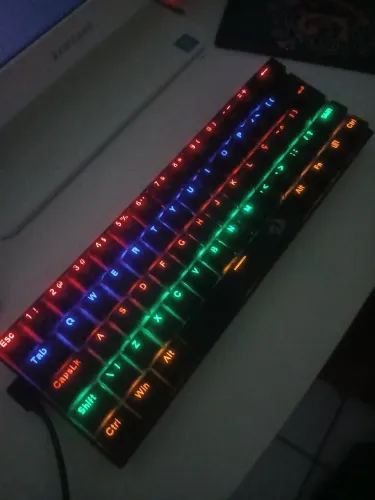 Teclado Redragon Lakshimi Gamer