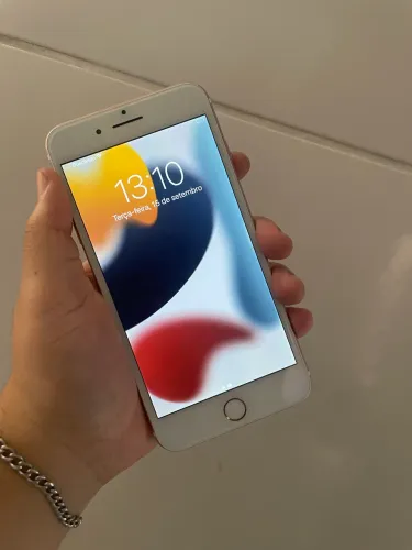 iPhone 7 Plus danificado
