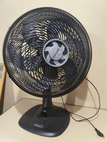 Ventilador Ventisol de Mesa 127V