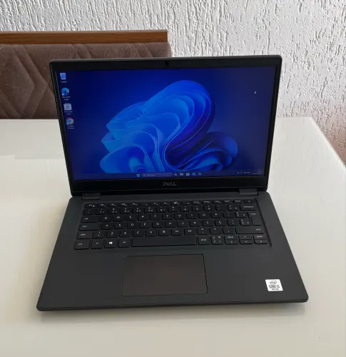 Notebook Dell Latitude i5 - 10ª Geração / 256GB SSD - 8GB RAM
