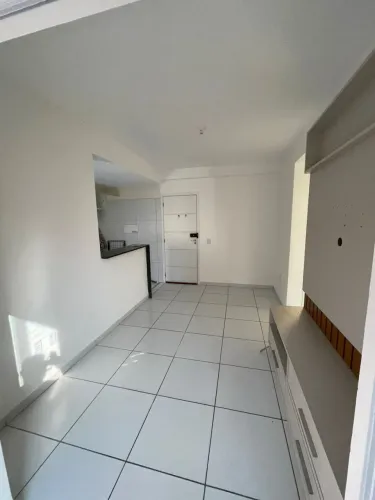Apartamento com móveis fixos para locação no Gran Village Eusébio II REF: 3856