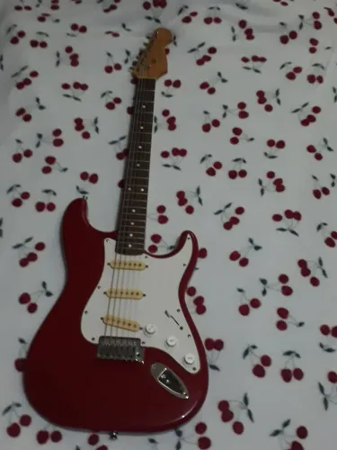 Kit completo Guitarra Cruiser by Crafter Stratocaster Vermelha