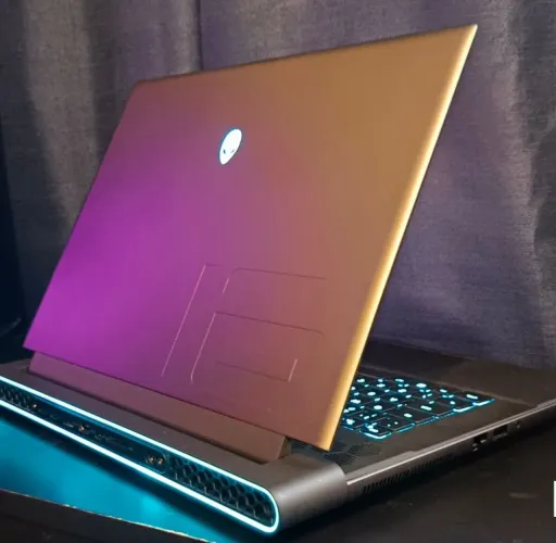 Notebook Alienware M16 R1 i9 32gb RTX 4070 8gb