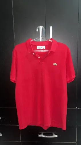 Polo Lacoste vermelha