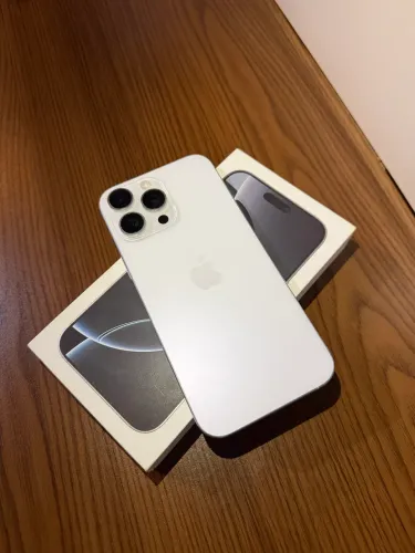 iPhone 16 Pro Max 256Gb