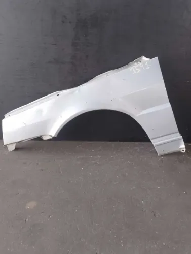 Paralama Esquerdo Fiat Uno Fiorino 1995 a 2002