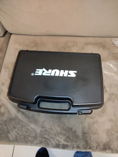 Microfone shure sem fio ut4 duplo usado.